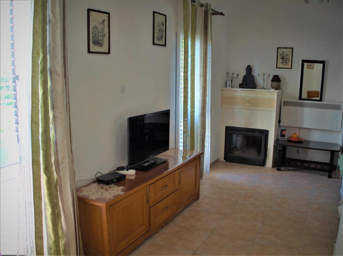 With Swimming Pool With Bathroom, Kitchen, Patio, Private Parking Budva