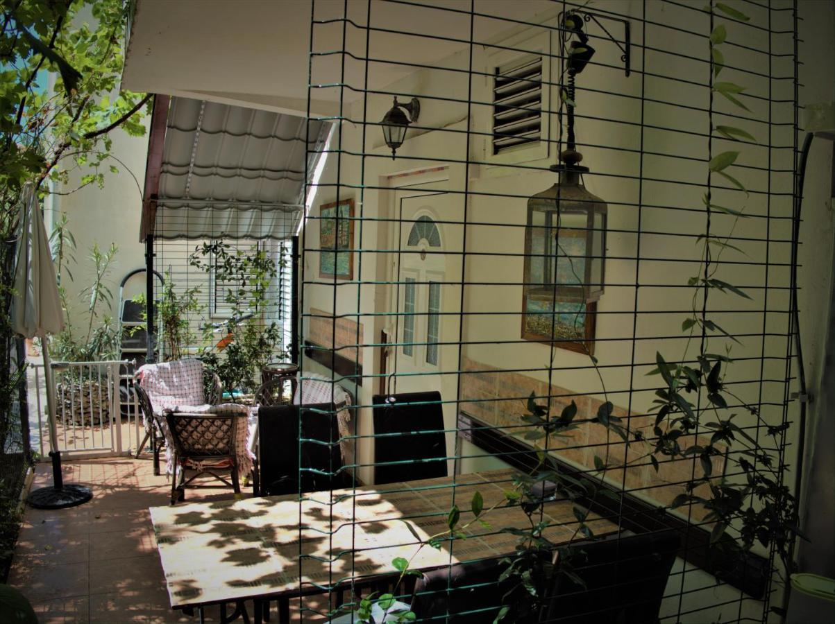 Aparthotel With Swimming Pool With Bathroom, Kitchen, Patio, Private Parking