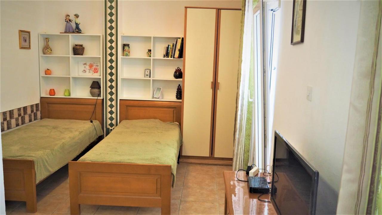 With Swimming Pool With Bathroom, Kitchen, Patio, Private Parking Budva