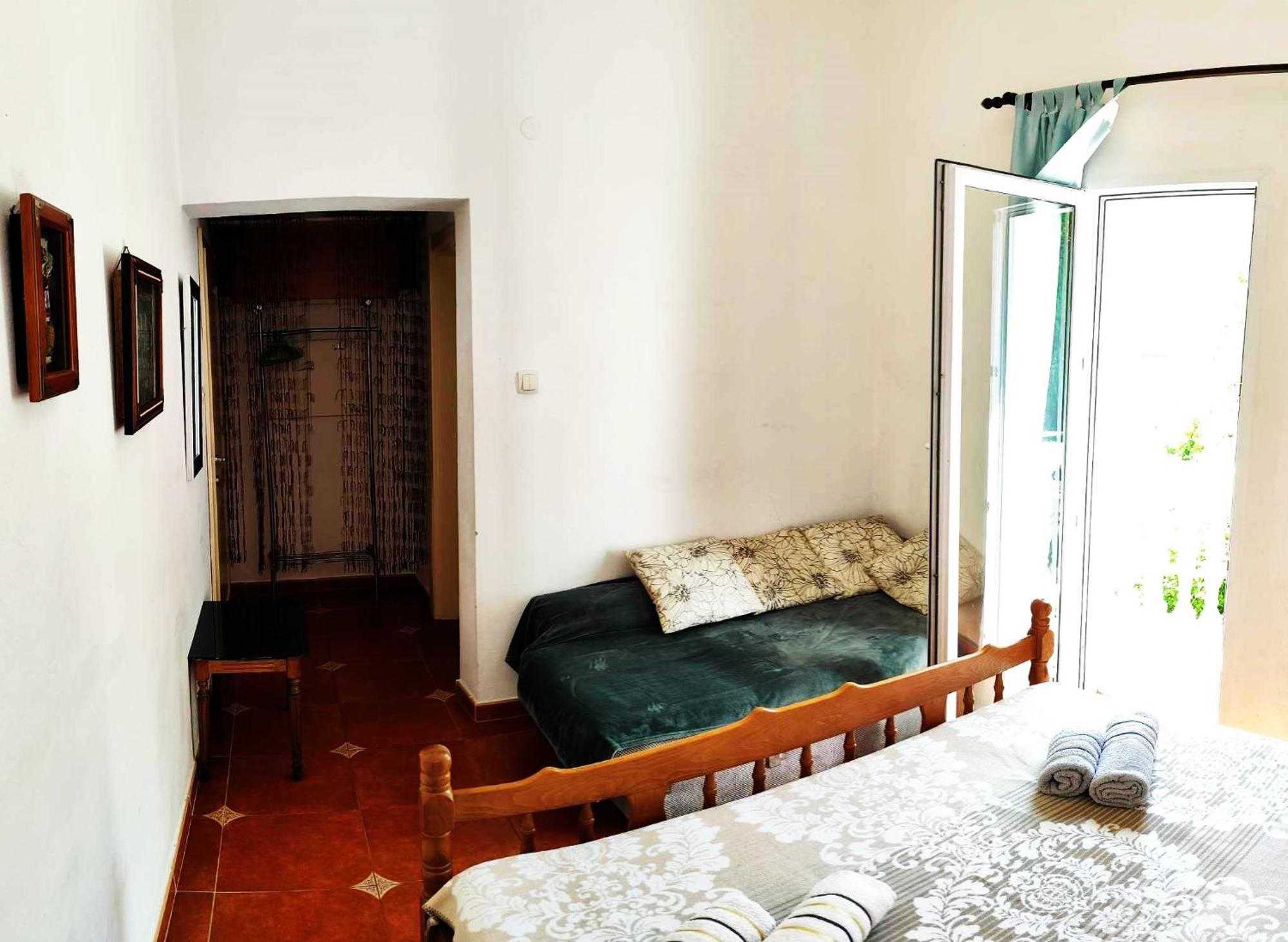 Aparthotel With Swimming Pool With Bathroom, Kitchen, Patio, Private Parking