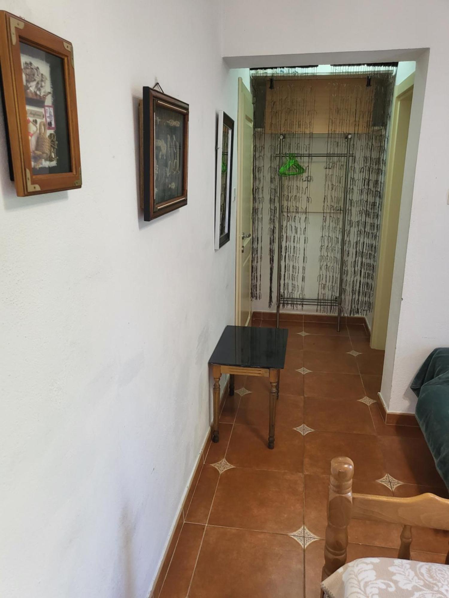 With Swimming Pool With Bathroom, Kitchen, Patio, Private Parking 2*