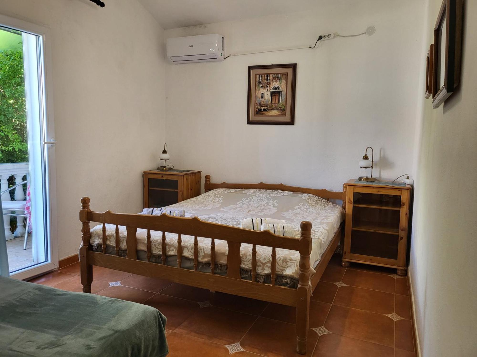 Aparthotel With Swimming Pool With Bathroom, Kitchen, Patio, Private Parking