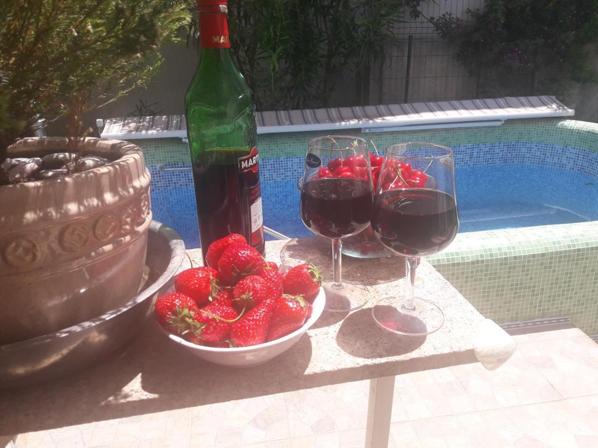 With Swimming Pool With Bathroom, Kitchen, Patio, Private Parking Budva